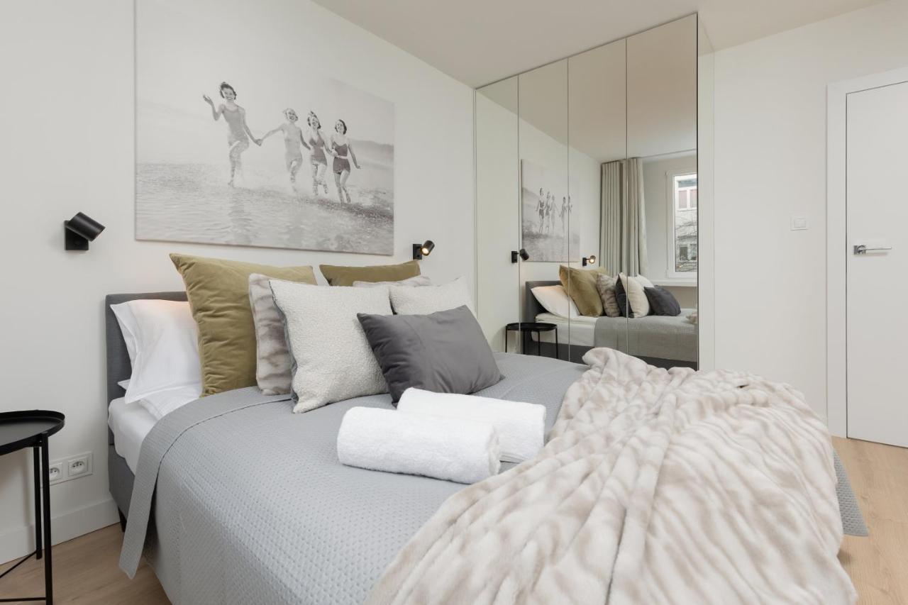 Cosy Dream City Center Apartment By Noclegi Renters Warsawa Bagian luar foto